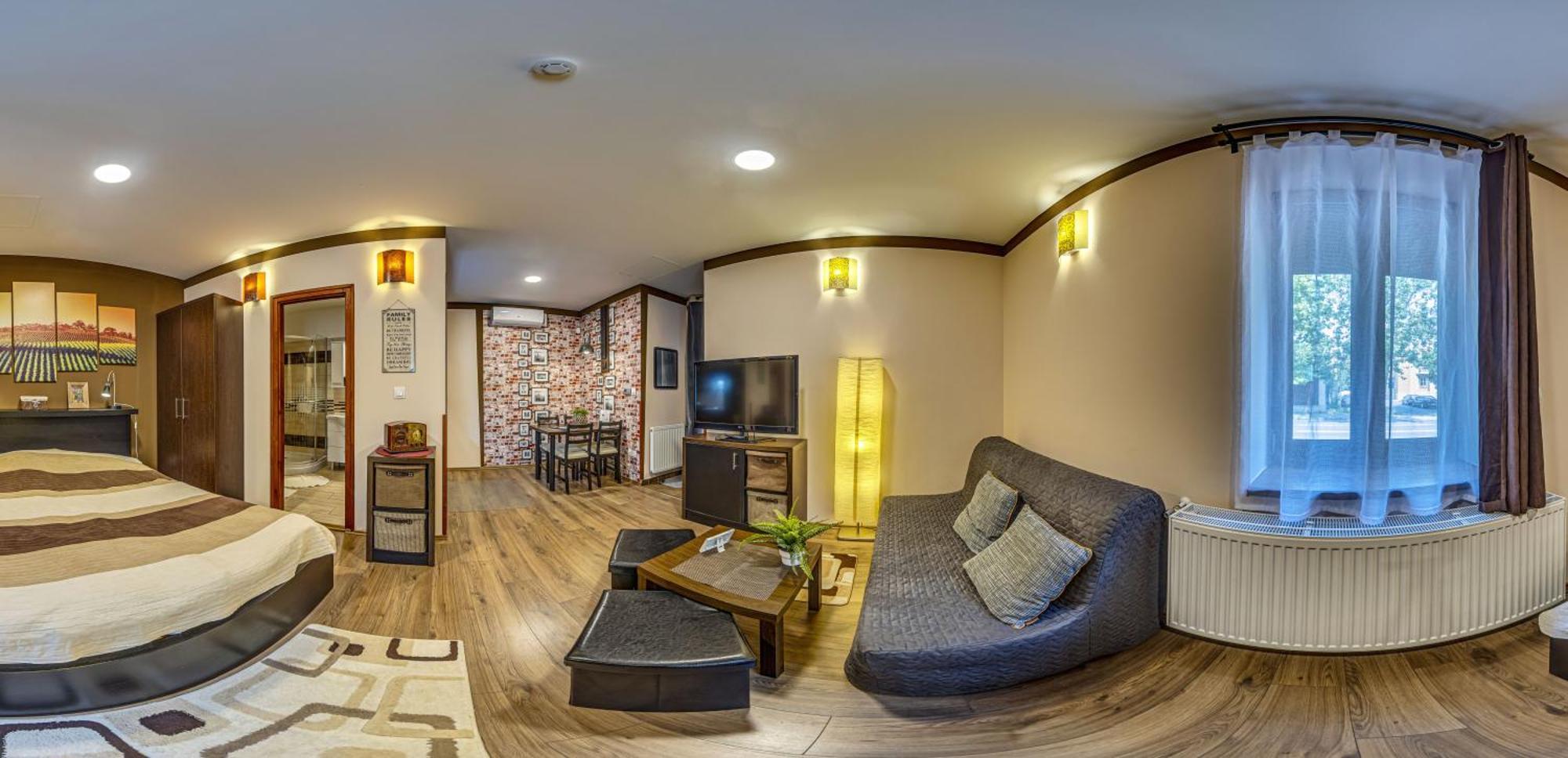 Napraforgo Wellness Haz Es Panzio Bed & Breakfast Pecs Exterior photo